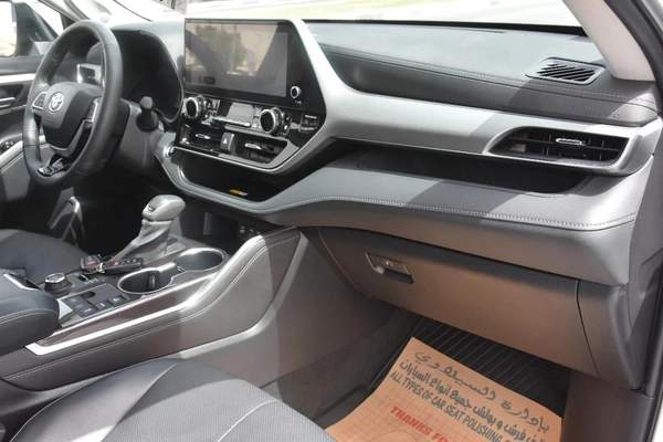 NEW LANTU FREE PHEV 2022 | SILVER LIKE