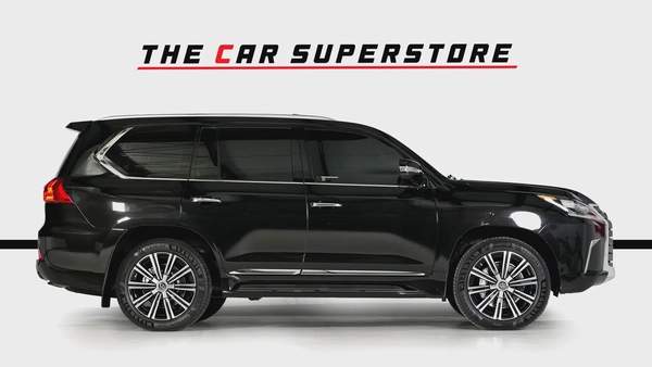 Lexus LX570-GCC-1 Owner-7 Seats-Al Futtaim Full Service History-Pearl Black Exterior Color