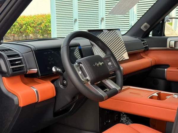 BYD LEOPARD 7 TITANIUM ULTRA EDITION | CHINESE ECS | BRAND NEW | YEAR: 2025 | UNDER WARRANTY AND SERVICE CONTRACT