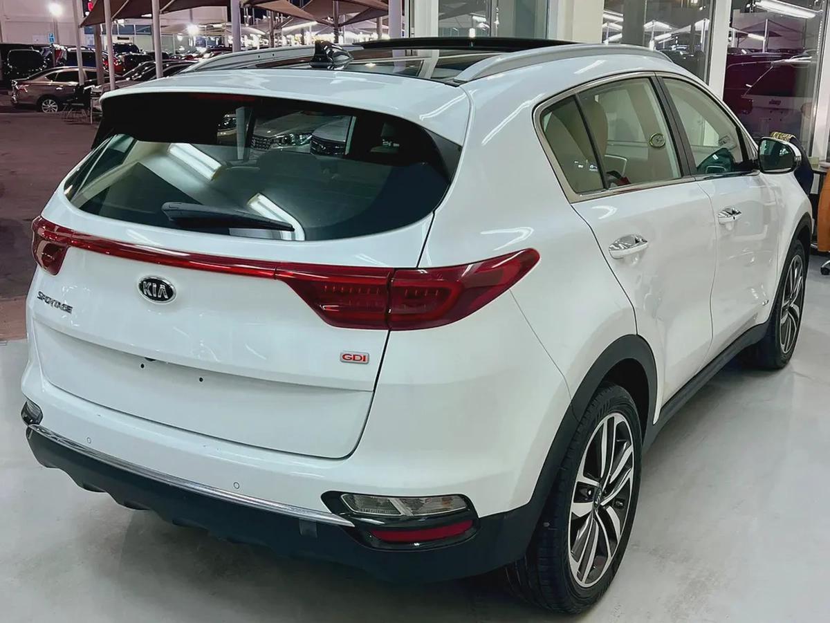 Kia Sportage 2019 GCC specs, full option, absolutely no accidents.-4-4