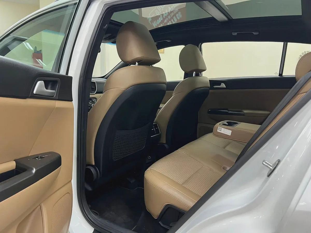 Kia Sportage 2019 GCC specs, full option, absolutely no accidents.-10-10