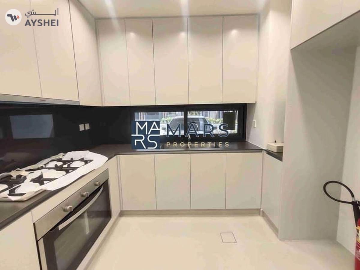 "Stunning 4-Bedroom Middle Unit Townhouse in Masaar – For rent-9-9