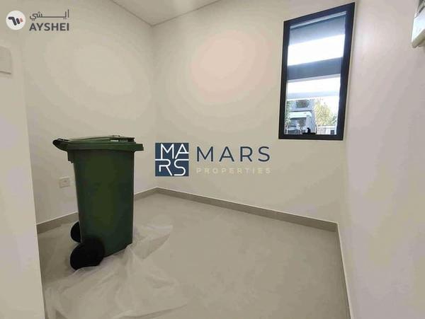 "Stunning 4-Bedroom Middle Unit Townhouse in Masaar – For rent