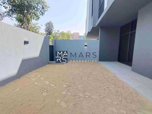 "Stunning 4-Bedroom Middle Unit Townhouse in Masaar – For rent