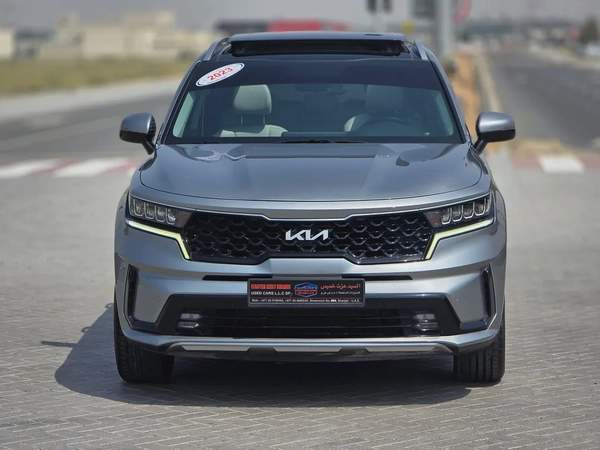 2023 Kia Sorento GT-Line, GCC Specs - Excellent Condition
