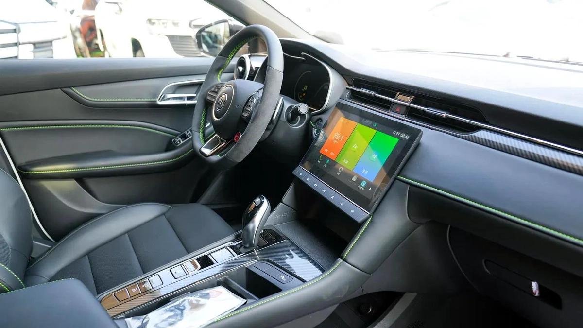 2025 MG-6 1.5L TURBO XLINE TROPHY LUXURY CHINA SPECS-13-13