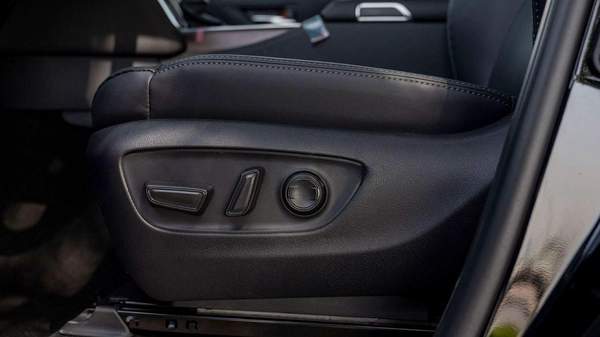 Toyota Land Cruiser LC VX 3.3D\(LHD) TOYOTA LAND CRUISER LC300 VX 3.3D AT MY2025 – BLACK