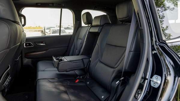 Toyota Land Cruiser LC VX 3.3D\(LHD) TOYOTA LAND CRUISER LC300 VX 3.3D AT MY2025 – BLACK