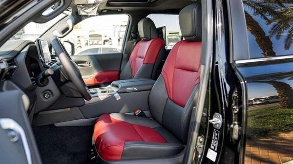 Toyota Land Cruiser LC300 VXR 3.5P AT MY2025 – BLACK