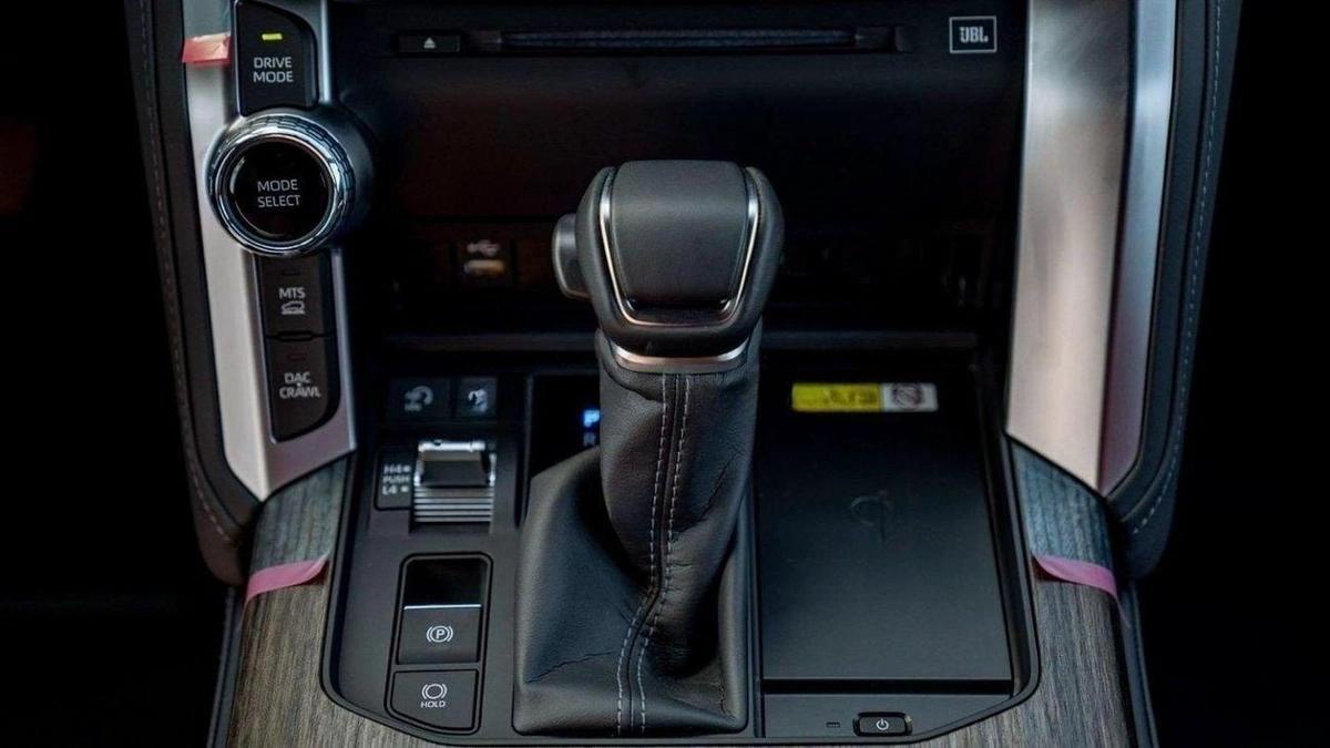 Toyota Land Cruiser LC300 VXR 3.5P AT MY2025 – BLACK-14-14