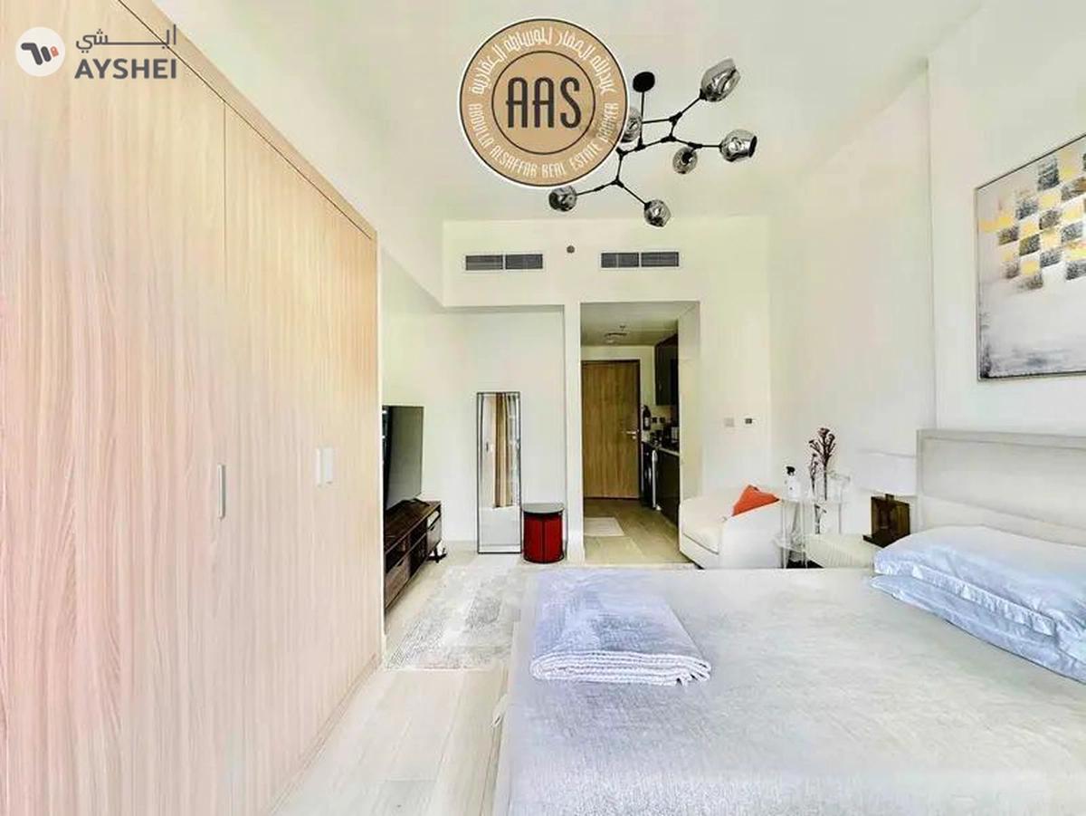 Fully furnished studio •• chiller free •• pool view •• luxurious furniture-0-0