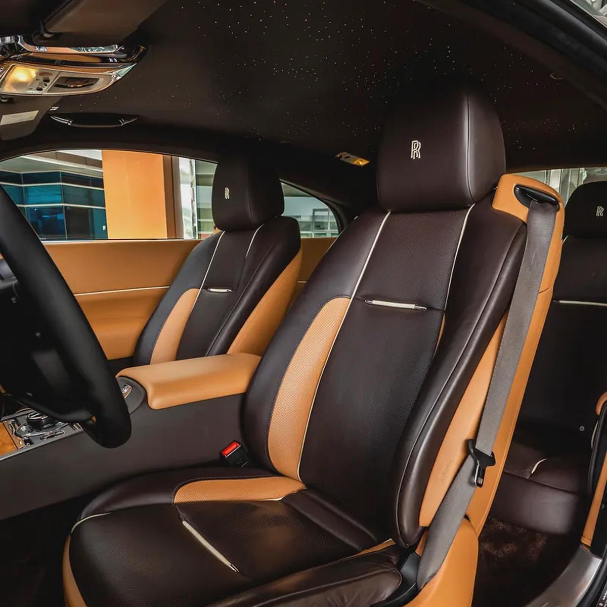 2017 | ROLLS ROYCE WRAITH | 3 BUTTONS | STAR LIGHT | 45,000KM | GCC-13-13