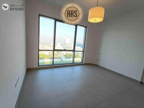 Spacious and luxurious 3BHK apartment near to Metro station