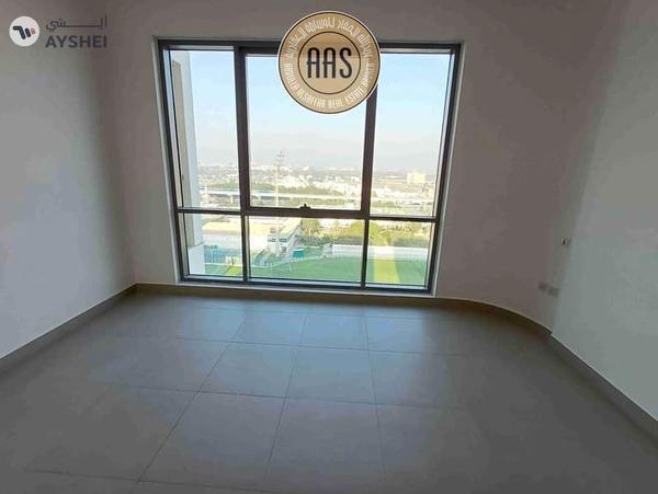Spacious and luxurious 3BHK apartment near to Metro station