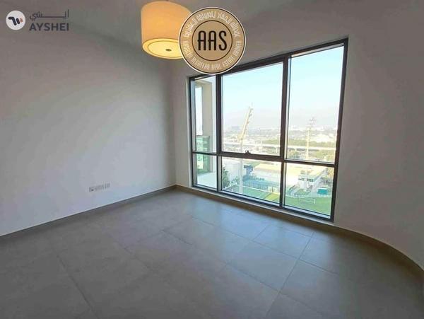 Spacious and luxurious 3BHK apartment near to Metro station