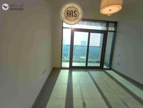 Spacious and luxurious 3BHK apartment near to Metro station