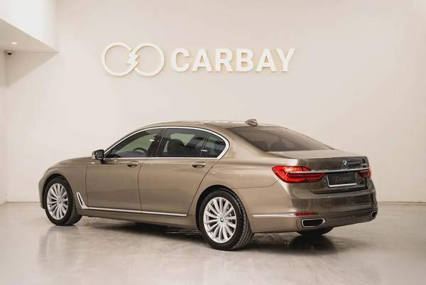 AED 1596 PM | BMW 730Li 2017 | PARTIAL AGENCY HISTORY | WELL MAINTAINED | 1 YEAR WARRANTY | GCC