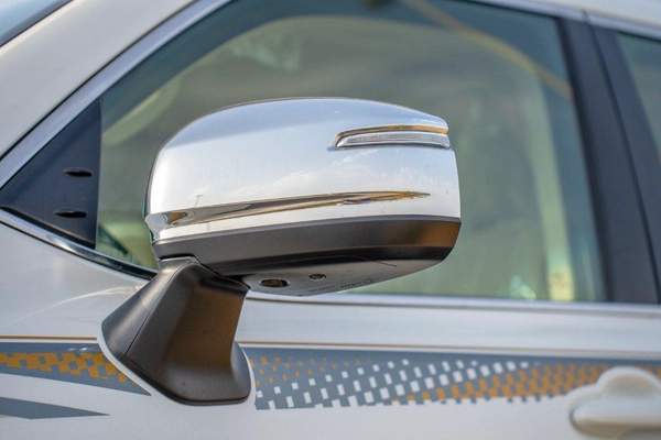 Toyota Land Cruiser VX 2025