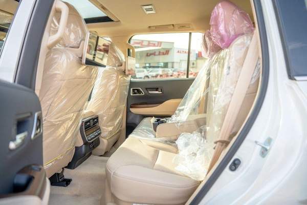 Toyota Land Cruiser VX 2025