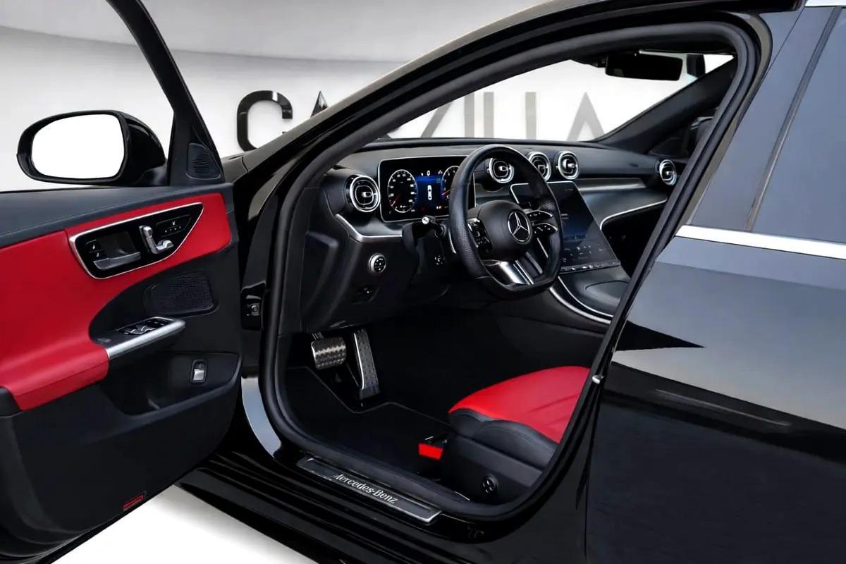 AED 3,035 P.M l 0% Down Payment l C200 Premium AMG Line l Gargash Warranty till 2027-5-5