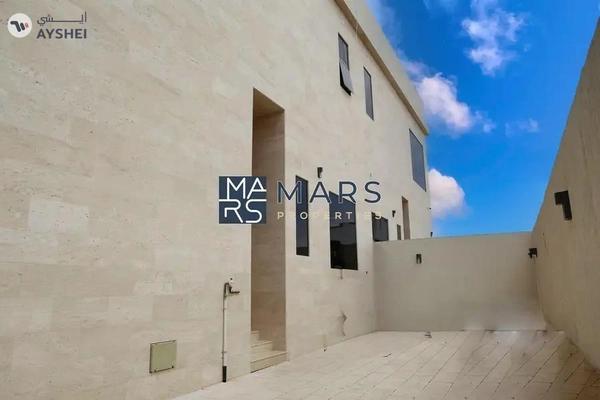 Bright & Spacious– Ideal for Comfort and Convenience!