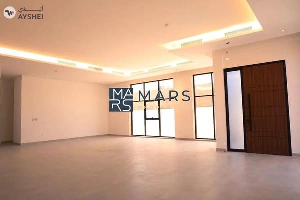 Bright & Spacious– Ideal for Comfort and Convenience!