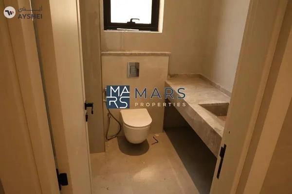 Bright & Spacious– Ideal for Comfort and Convenience!