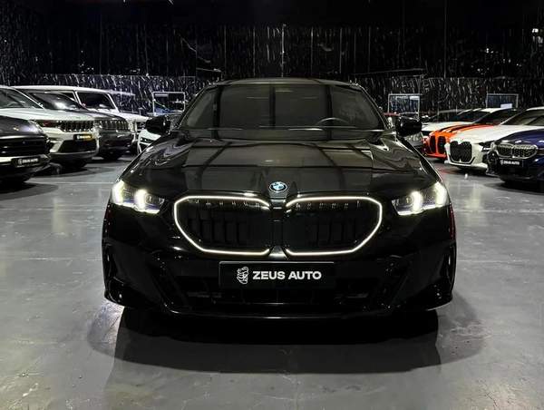 GCC Specs | Original Paint | AGMC Warranty Package 2029 | AGMC Service Contract 2029