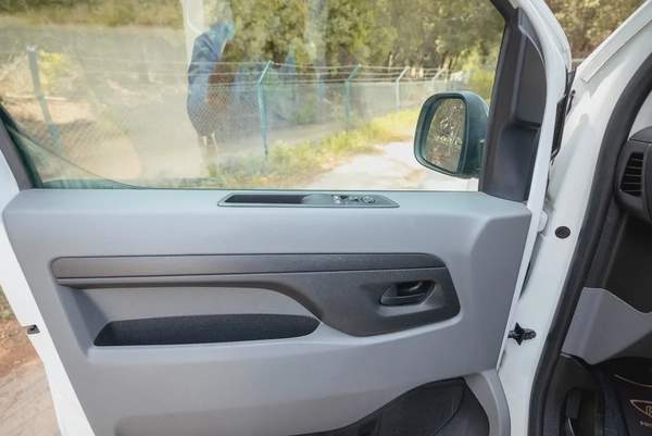 Peugeot Expert | Chiller Van | Diesel | GCC Specs | Ref#P001883