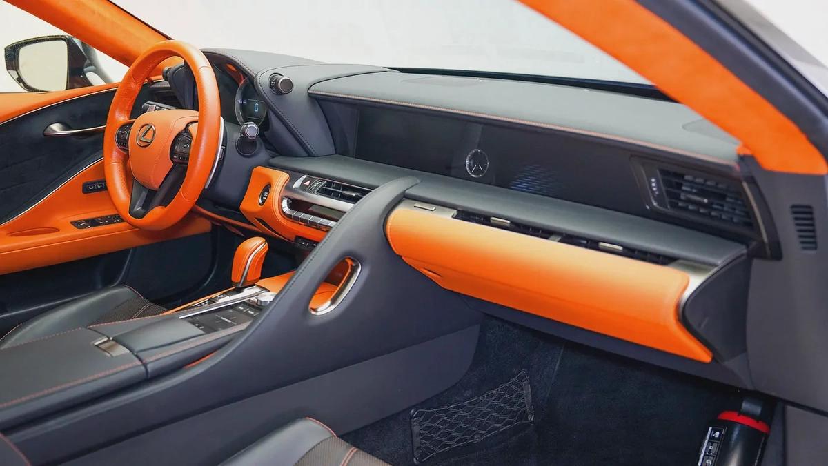 Special Offer | AED 5,295 PM | Warranty 2027, GCC | LC 500 Coupe-6-6