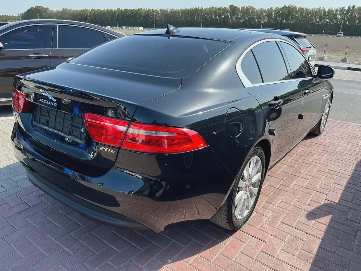 Jaguar XE Limited Edition-3-3