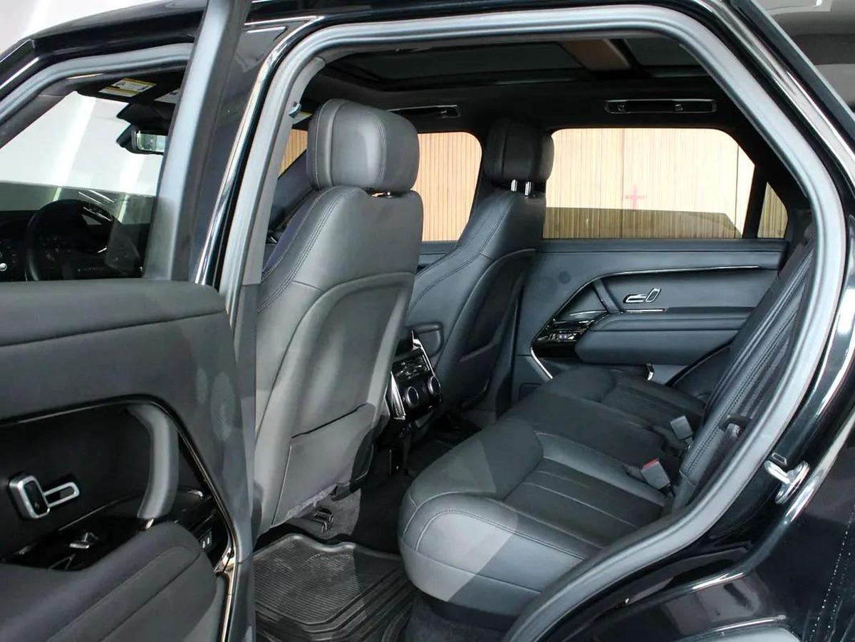 2023 - Range Rover Sport SE - With warranty-4-4