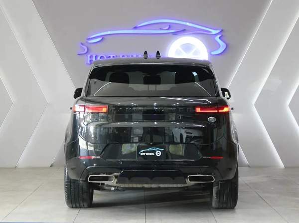 2023 - Range Rover Sport SE - With warranty