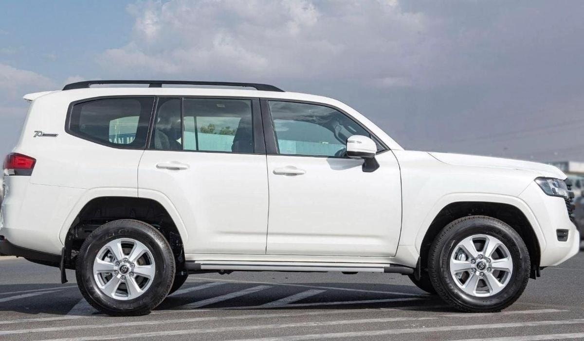 Toyota Land Cruiser LC300 GXR 3.3D AT MY2024 – WHITE-6-6