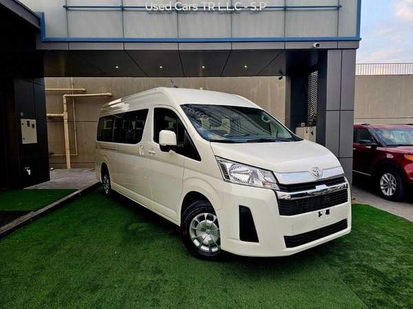 Toyota Hiace GL PASSENGER/ PATROL MANUAL/ 3.5 V6/ LOW MILEAGE
