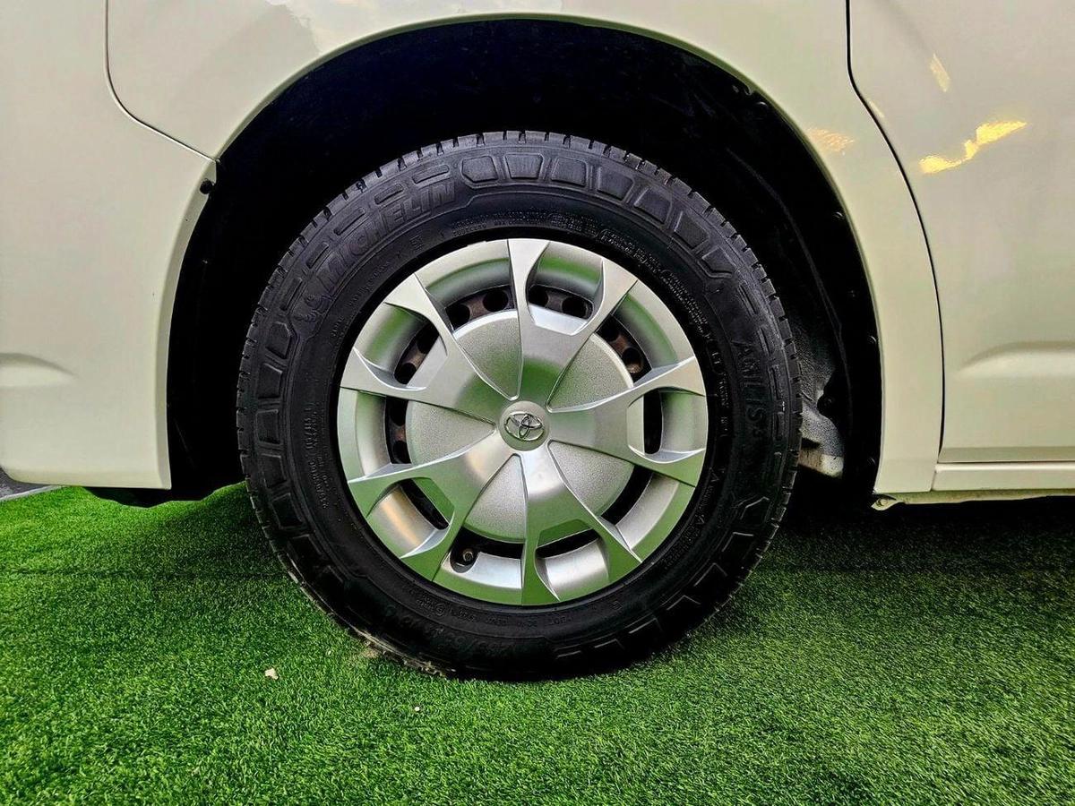 Toyota Hiace GL PASSENGER/ PATROL MANUAL/ 3.5 V6/ LOW MILEAGE-6-6