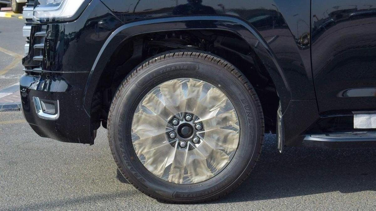 Toyota Land Cruiser Toyota Land Cruiser VXR 3.3L Diesel 2025-7-7