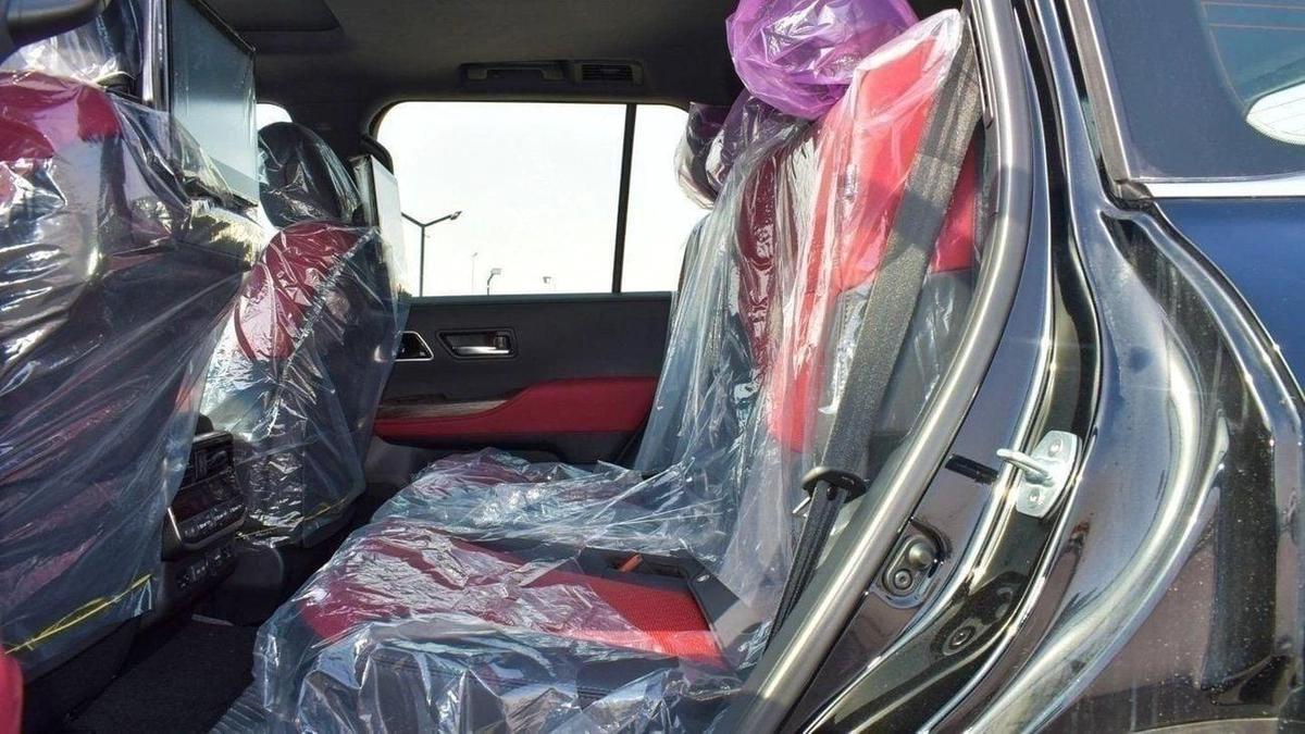 Toyota Land Cruiser Toyota Land Cruiser VXR 3.3L Diesel 2025-10-10