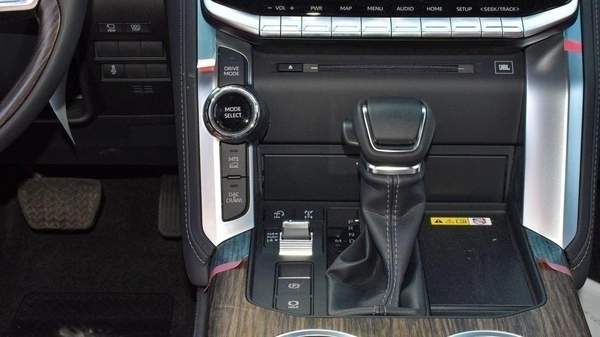 Toyota Land Cruiser Toyota Land Cruiser VXR 3.3L Diesel 2025