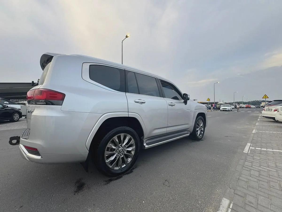 Toyota Land Cruiser 4.0L, 2022, GCC Specs - Pristine Condition-4-4