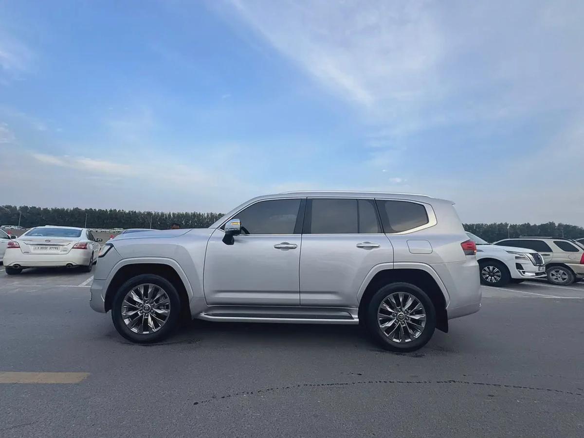 Toyota Land Cruiser 4.0L, 2022, GCC Specs - Pristine Condition-5-5
