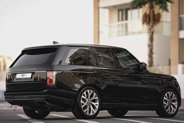 2018 | GCC Range Rover Vogue V6 HSE | Black | Low Mileage | Full service history