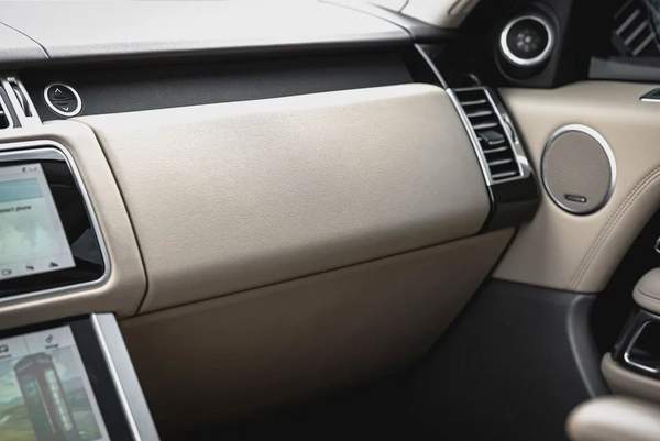 2018 | GCC Range Rover Vogue V6 HSE | Black | Low Mileage | Full service history