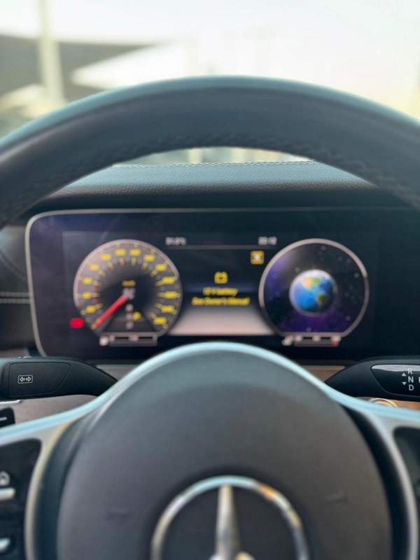 Mercedes-Benz E300 MERCEDES AMG E300 KIT 63 MY2019