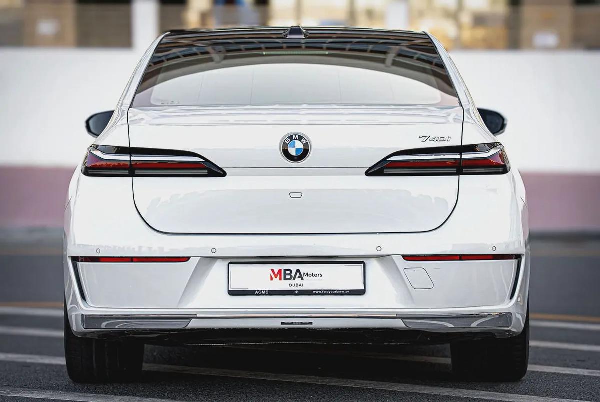 2024 | BMW 740i White GCC | Service Warranty from AGMC-3-3