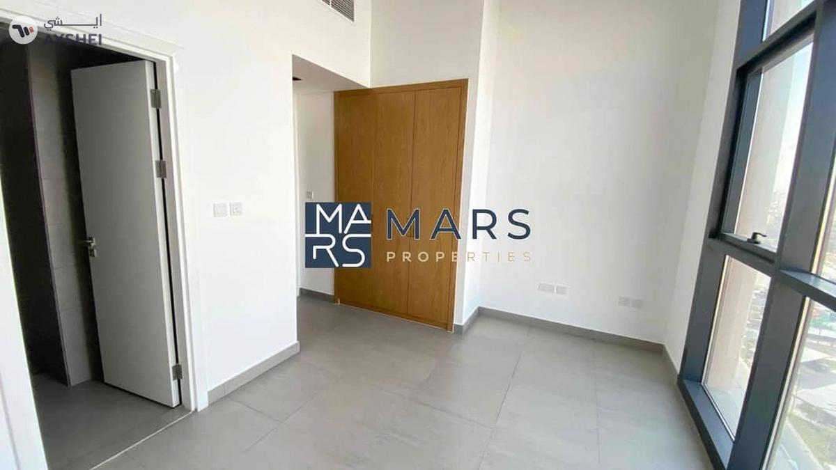 Corner Layout | Spacious | Sharjah Skyline View | Pay only 24% and move-9-9