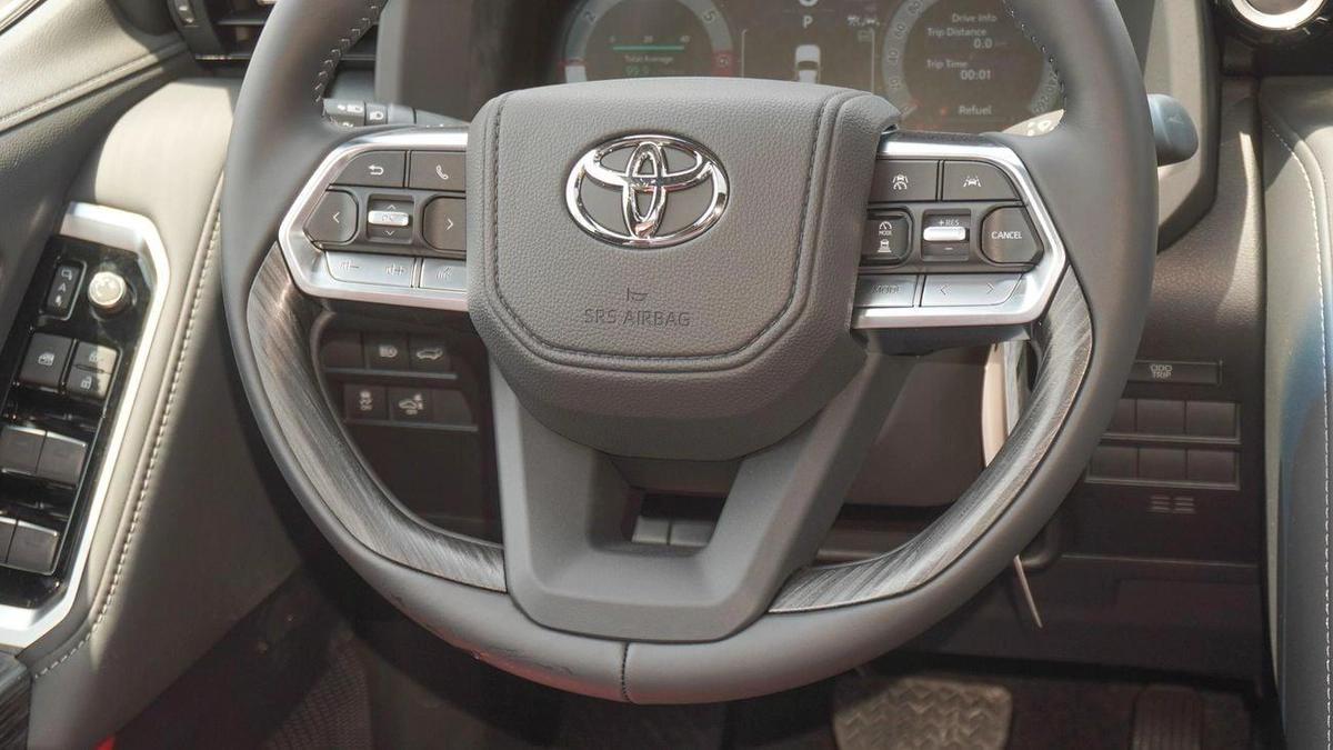 Toyota Land Cruiser VXS TWIN TURBO 3.5L-4-4
