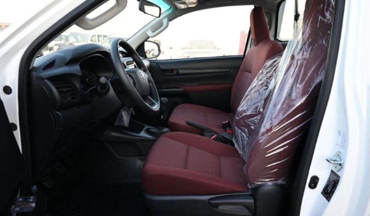 Toyota Hilux Toyota Hilux Single Cab 2.4L Manual-7-7