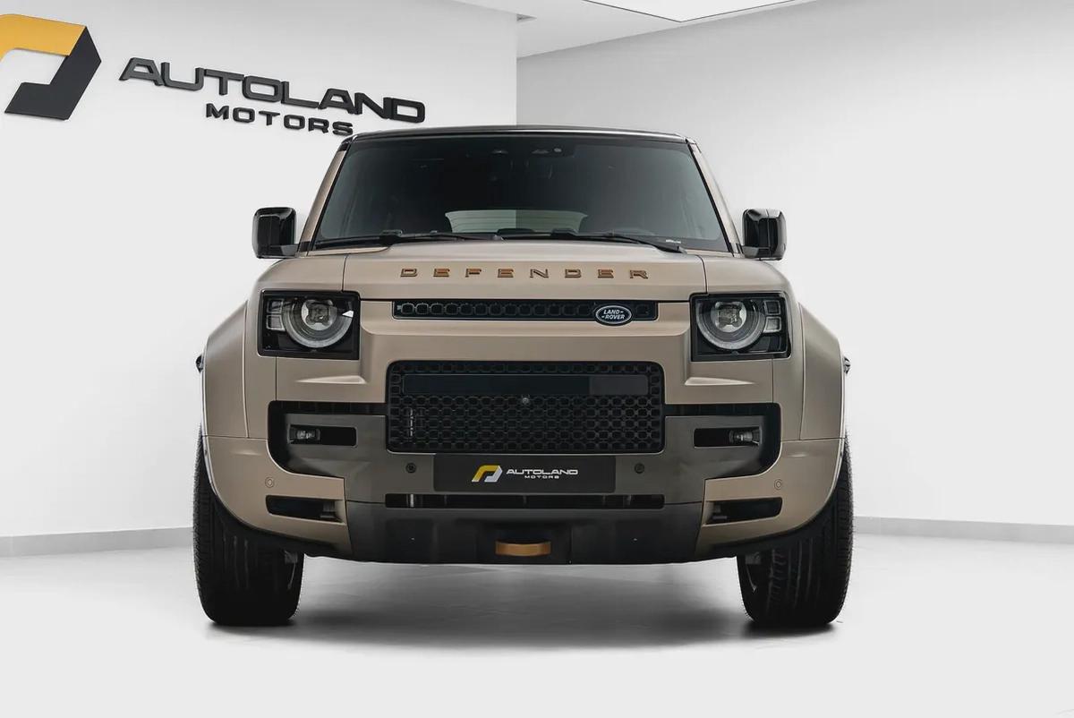 2025 LAND ROVER DEFENDER P635 OCTA | GCC 5 YEARS WARRANTY | 635 HP | HIGH SPEC |-2-2