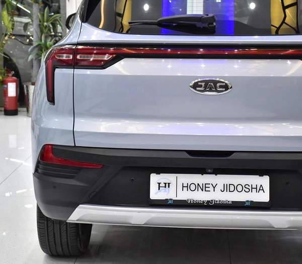 JAC JS4 1.5T ( 2023 Model ) in Blue Color GCC Specs